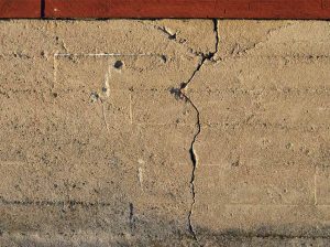 Comparing Epoxy and Polyurethane Crack Injection